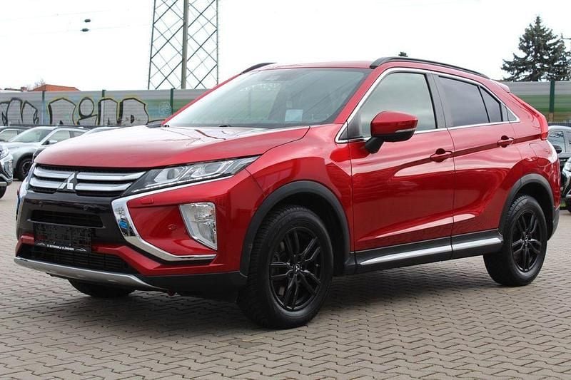 Gebraucht Mitsubishi Eclipse Cross Active 163 PS (119 kW) 2019 Rot SUV