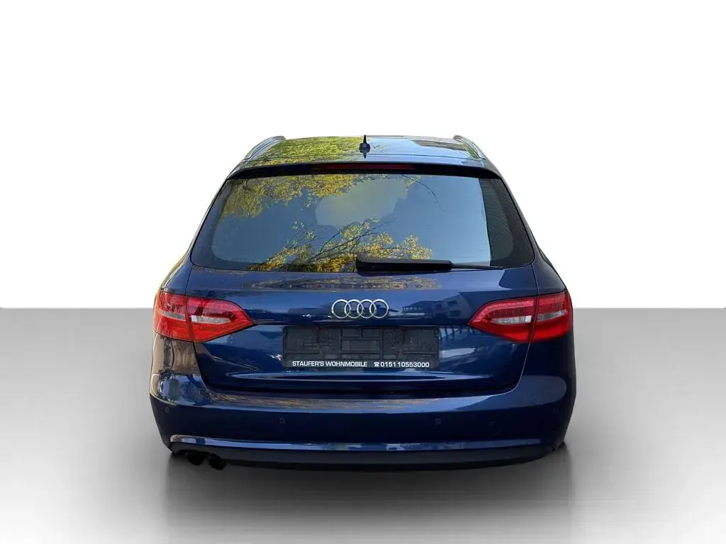 Gebraucht Audi A4 Ambiente 177 PS (130 kW) 2012 Blau Kombi