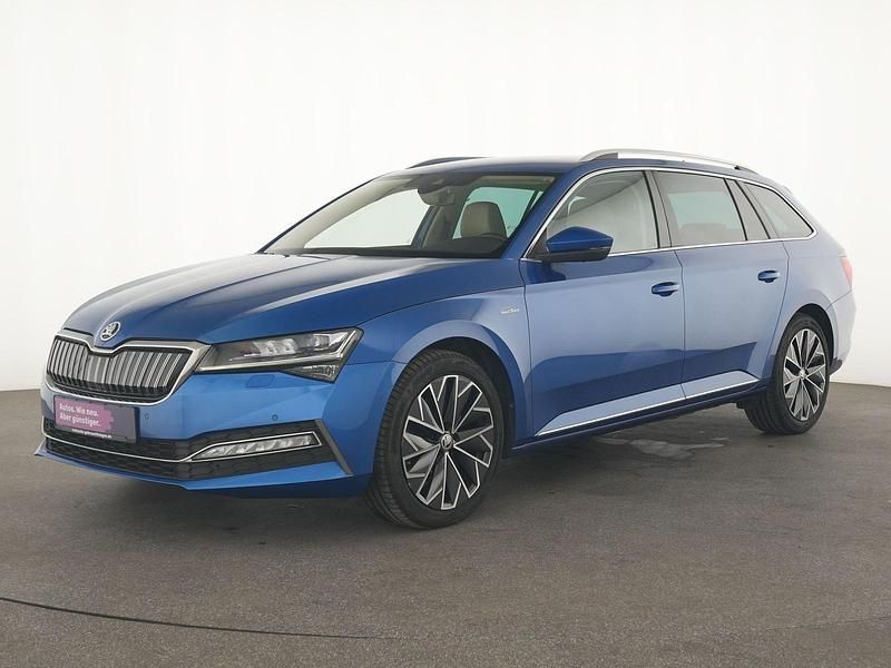 Race blau Gebraucht 2022 Skoda Superb LAURIN & KLEMENT Limousine | 24.885 € (Guter Preis) - Bild 1/4