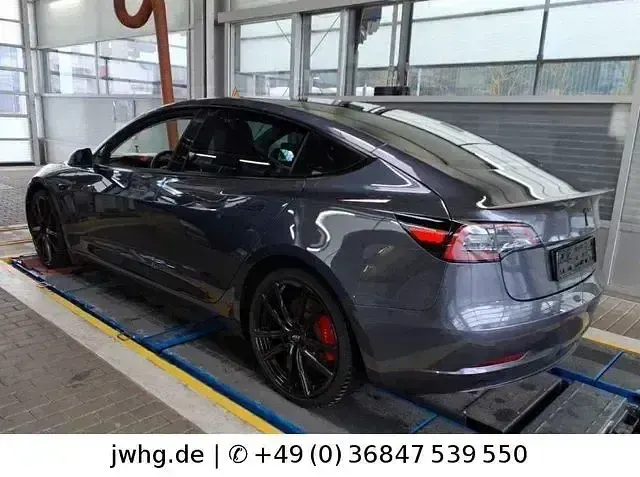 Usado Tesla Model 3 Performance 461 kW (627 CV) 2022 Gris Berlina