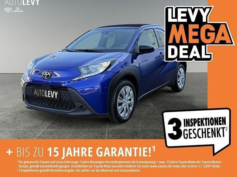 Dach in kontrastfarbe Gebraucht 2024 Toyota Aygo Kleinwagen | 15.490 € (Fairer Preis) - Bild 1/4