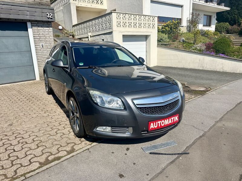 Schwarz Gebraucht 2009 Opel Insignia Innovation Kombi | 5.650 € (Fairer Preis) - Bild 1/4