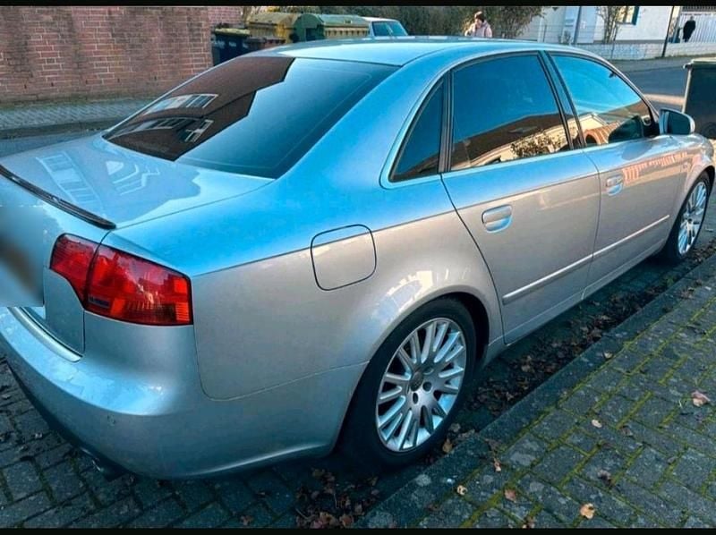 Second-hand Audi A4 200 CP (147 kW) 2007 Argintiu Berlinǎ
