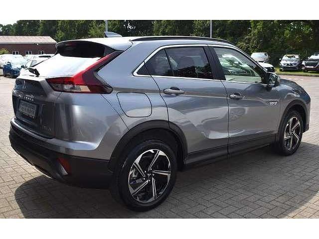Gebraucht Mitsubishi Eclipse Cross Basis 188 PS (138 kW) 2024 Platinumgrau SUV