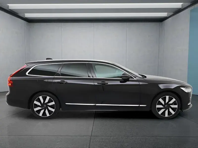 Gebraucht Volvo V90 349 PS (256 kW) 2025 Schwarz Kombi