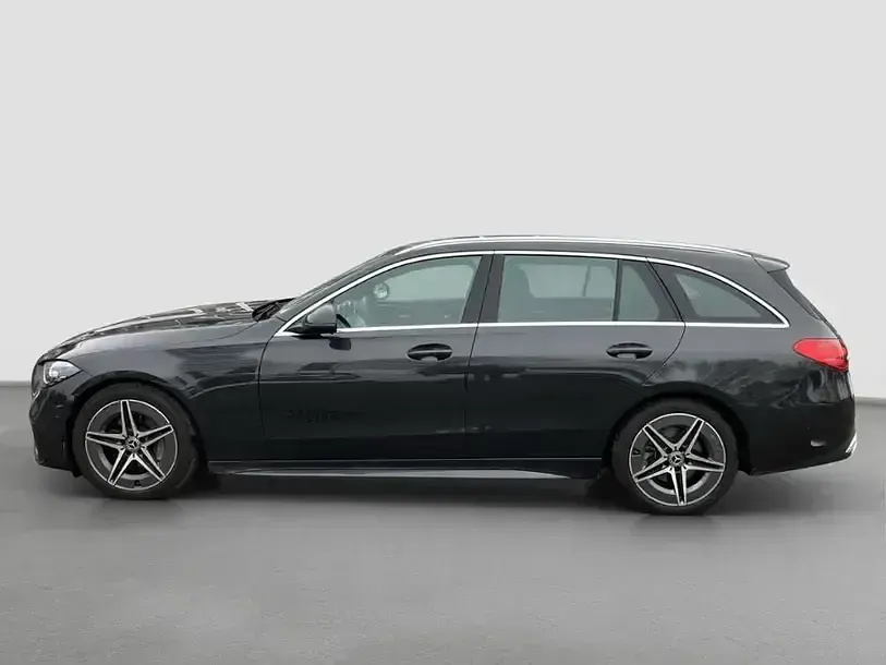 Gebraucht Mercedes C300 AMG line 265 PS (194 kW) 2025 Grau Kombi