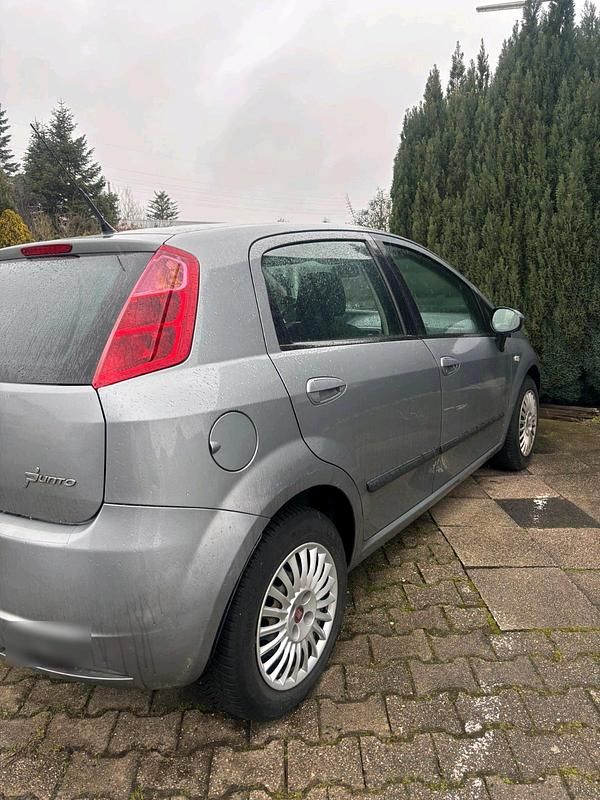 Gebraucht Fiat Punto 65 PS (47 kW) 2008 Grau Kleinwagen