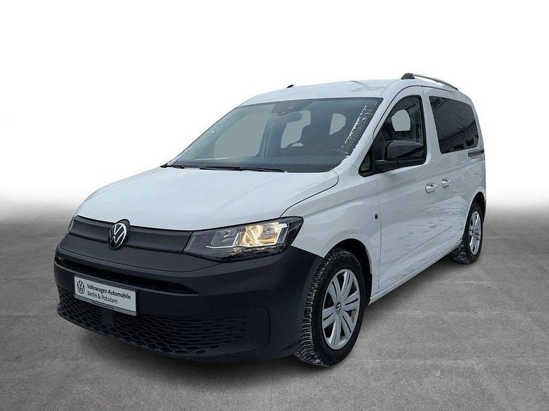 Gebraucht VW Caddy Basis 122 PS (89 kW) 2022 Candyweiß/candyweiß Van / Kleinbus