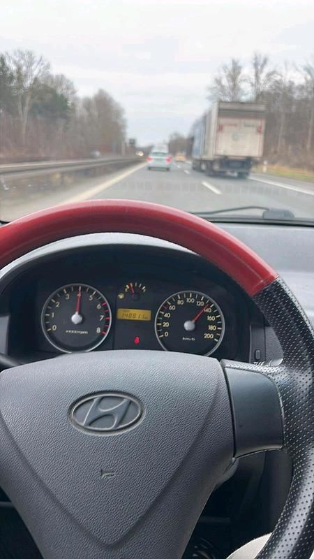 Gebraucht Hyundai Getz 65 PS (47 kW) 2007 Rot Kleinwagen