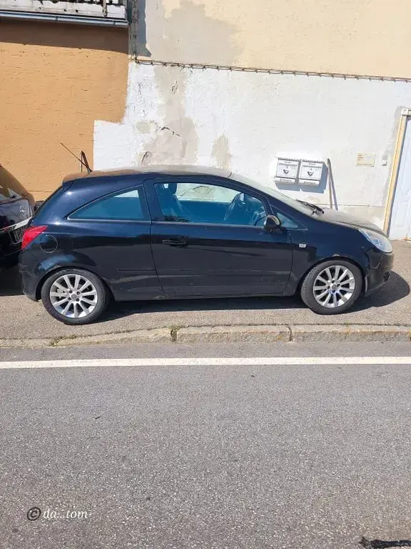 Gebraucht Opel Corsa 80 PS (58 kW) 2007 Schwarz Kleinwagen
