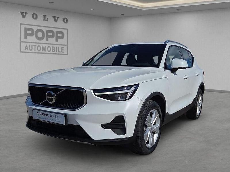 Gebraucht Volvo XC40 Core 129 PS (94 kW) 2023 Crystal white SUV
