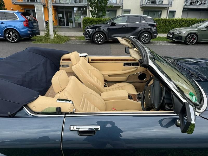 Second-hand Jaguar XJS 281 CP (206 kW) 1982 Albastru Coupe