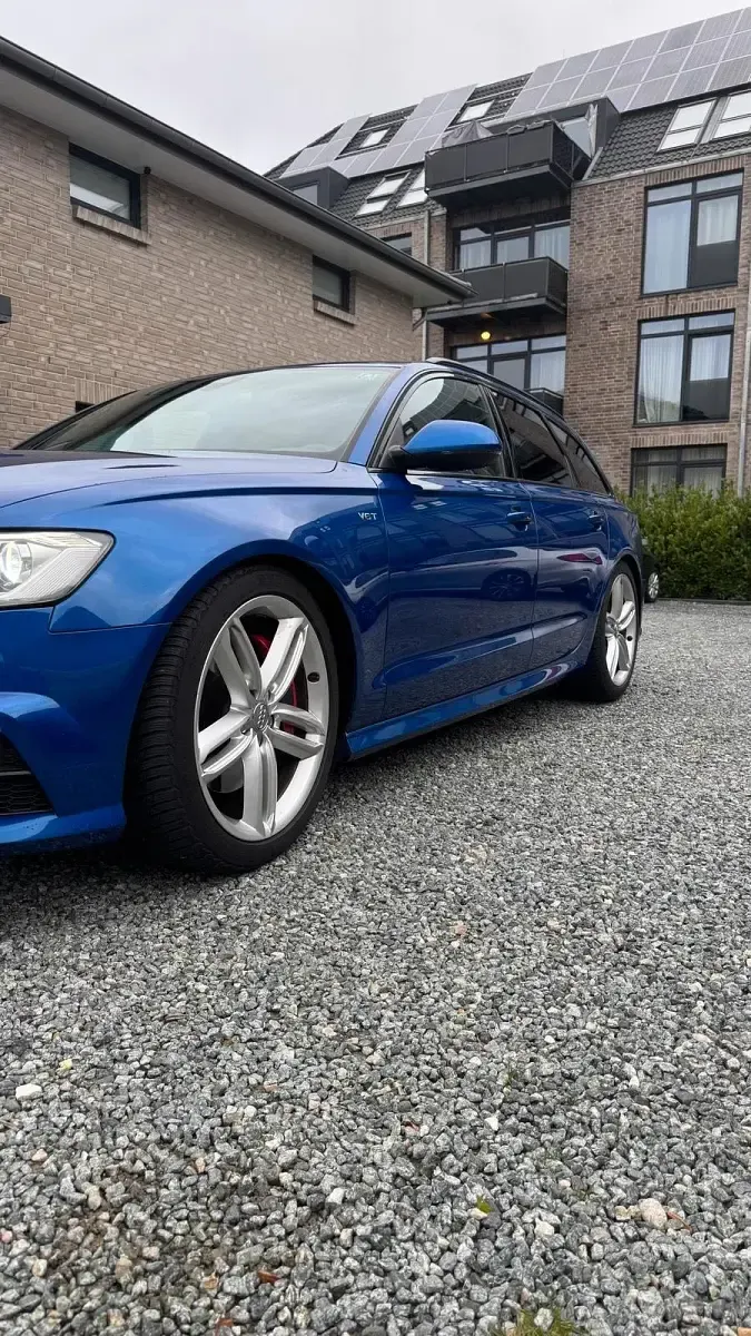 Gebraucht Audi A6 326 PS (239 kW) 2018 Blau Kombi