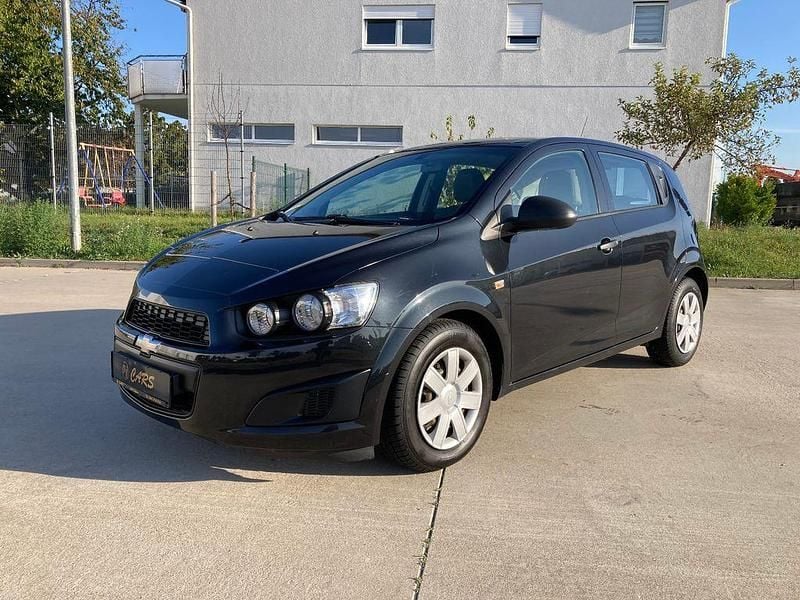 Schwarz Gebraucht 2013 Chevrolet Aveo LS Kleinwagen | 3.980 € (Fairer Preis) - Bild 1/4