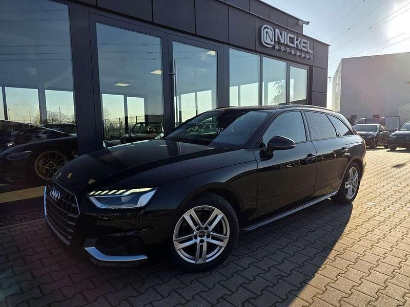 Schwarz Gebraucht 2022 Audi A4 Sport Kombi | 24.999 € (Etwas zu teuer) - Bild 1/1