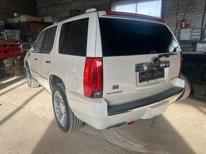 Gebraucht Cadillac Escalade 409 PS (300 kW) 2013 Weiß SUV