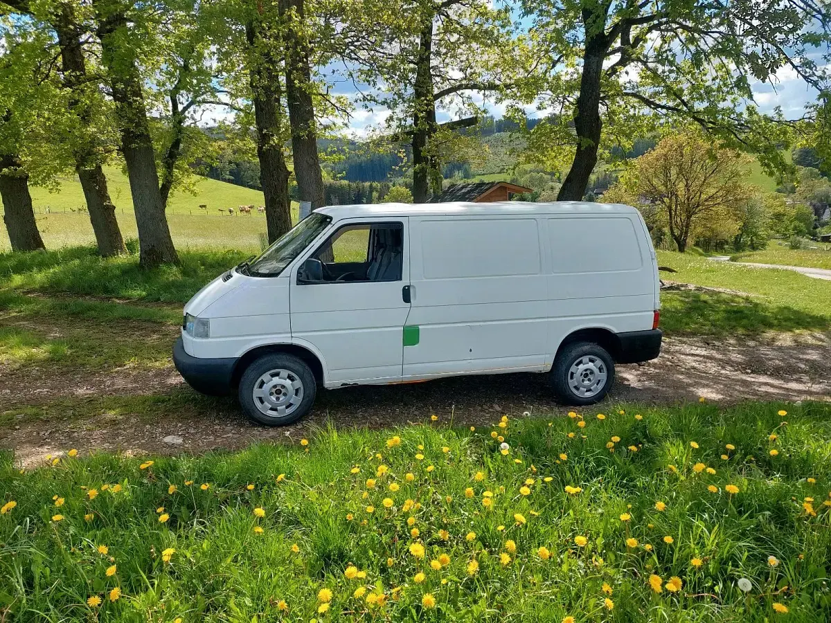 Używany VW Transporter 102 KM (75 kW) 1998 Biały Van