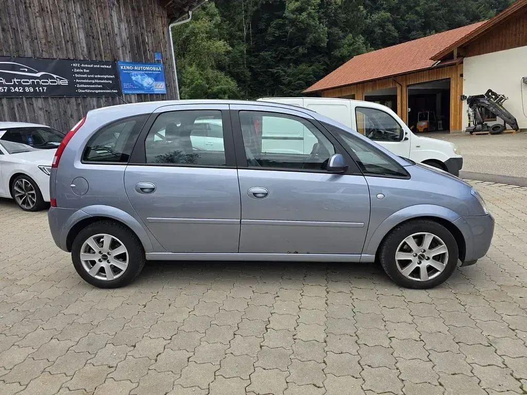 Gebraucht Opel Meriva Cosmo 101 PS (74 kW) 2005 Silber Van / Kleinbus