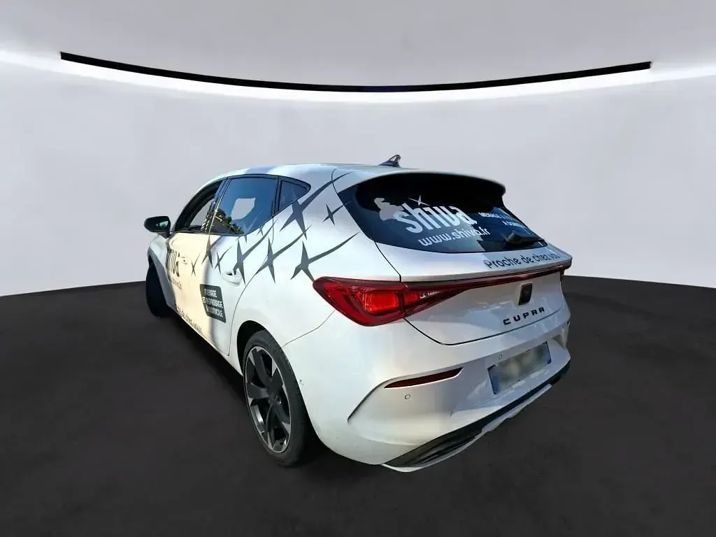 Gebraucht Cupra Leon 150 PS (110 kW) 2023 Candy weiss Limousine