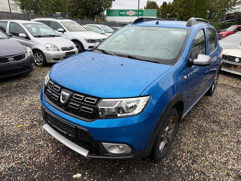 Gebraucht Dacia Sandero 90 PS (66 kW) 2019 Blau Limousine