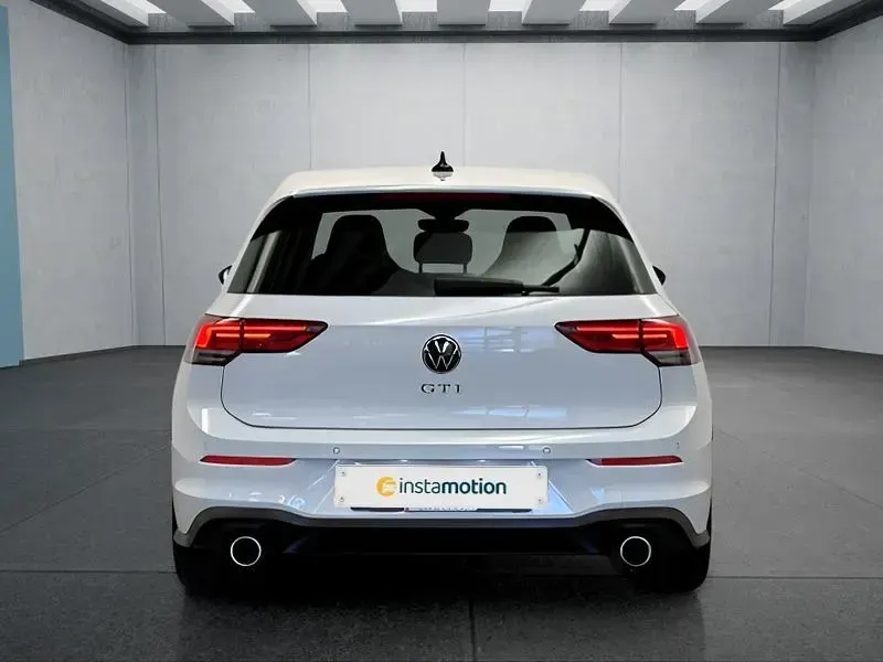 Gebraucht VW Golf VIII GTI 265 PS (194 kW) 2024 Weiß Kleinwagen