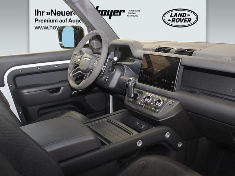 Gebraucht Land Rover Defender Black Edition 525 PS (386 kW) 2022 Weiß SUV