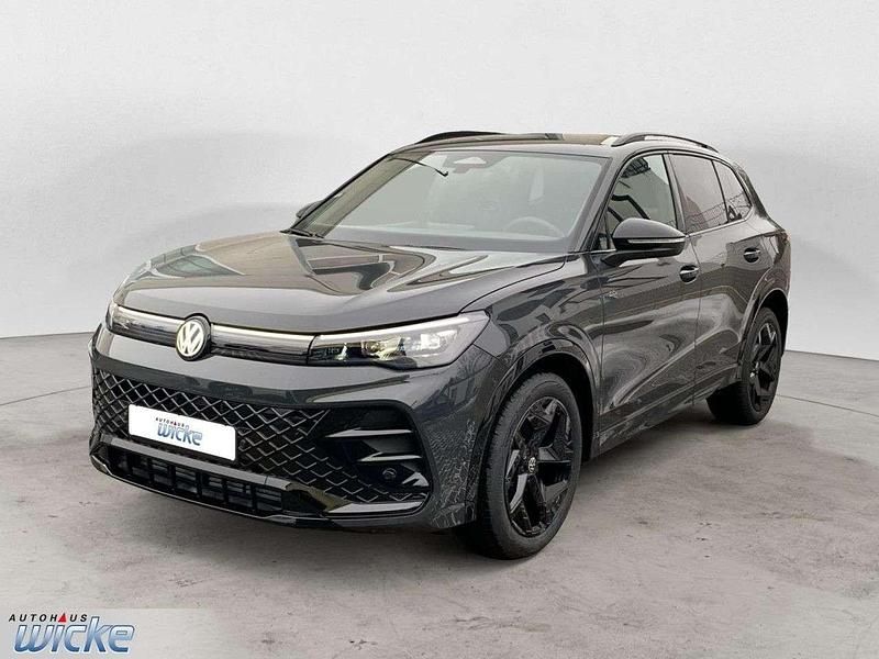 Neu VW Tiguan R-line 150 PS (110 kW) 2026 Uranograu SUV