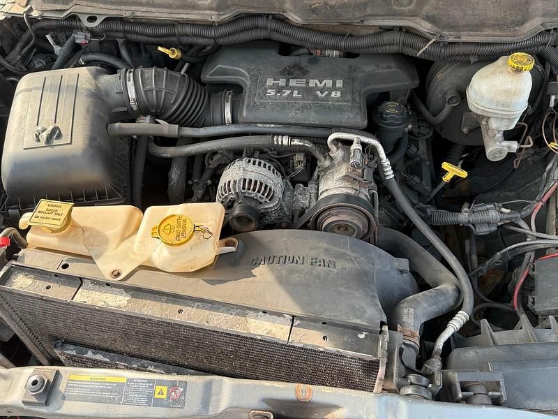 Gebraucht Dodge Ram 345 PS (253 kW) 2006 Grau Pickup