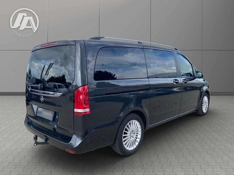 Gebraucht Mercedes V300 239 PS (175 kW) 2019 Grau Van / Kleinbus