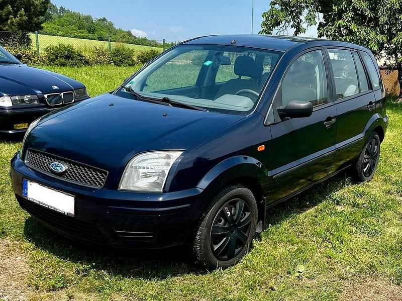 Blau Gebraucht 2005 Ford Fusion Limousine | 1.250 € (Fairer Preis) - Bild 1/4