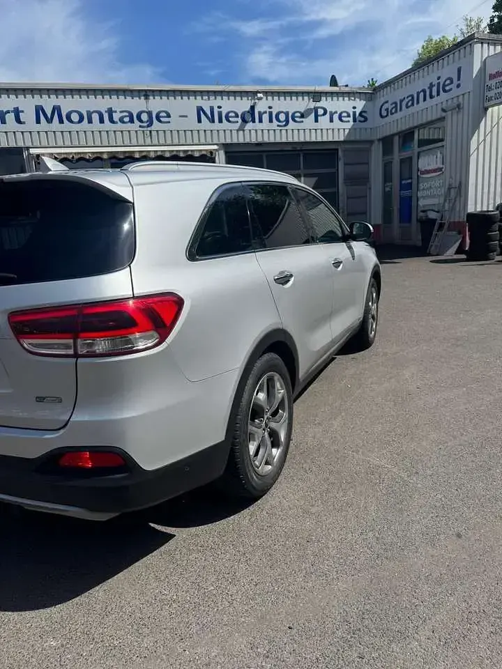 Gebraucht Kia Sorento Platinum Edition 200 PS (147 kW) 2016 Silber SUV