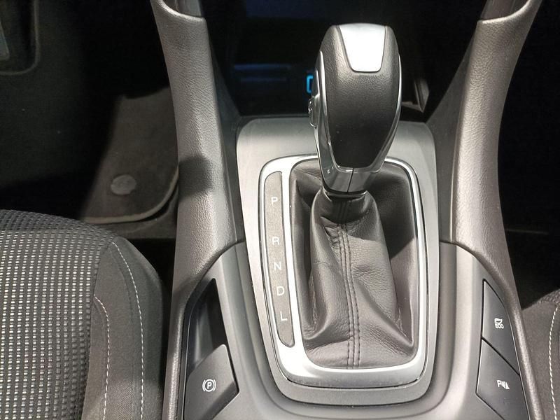 Gebraucht Ford Mondeo Titanium 140 PS (102 kW) 2022 Blau Limousine