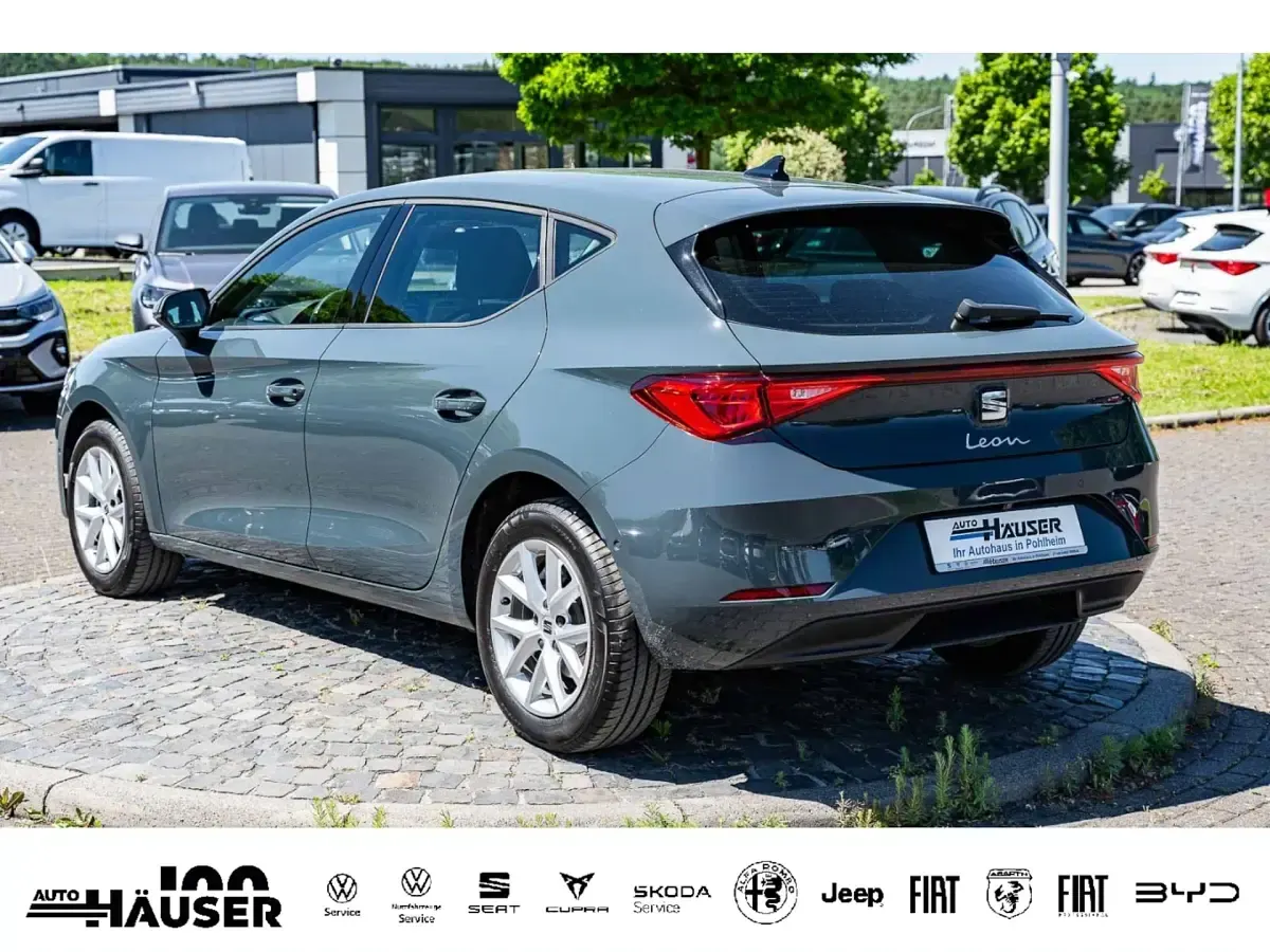 Gebraucht Seat Leon Style 150 PS (110 kW) 2025 Blau Limousine