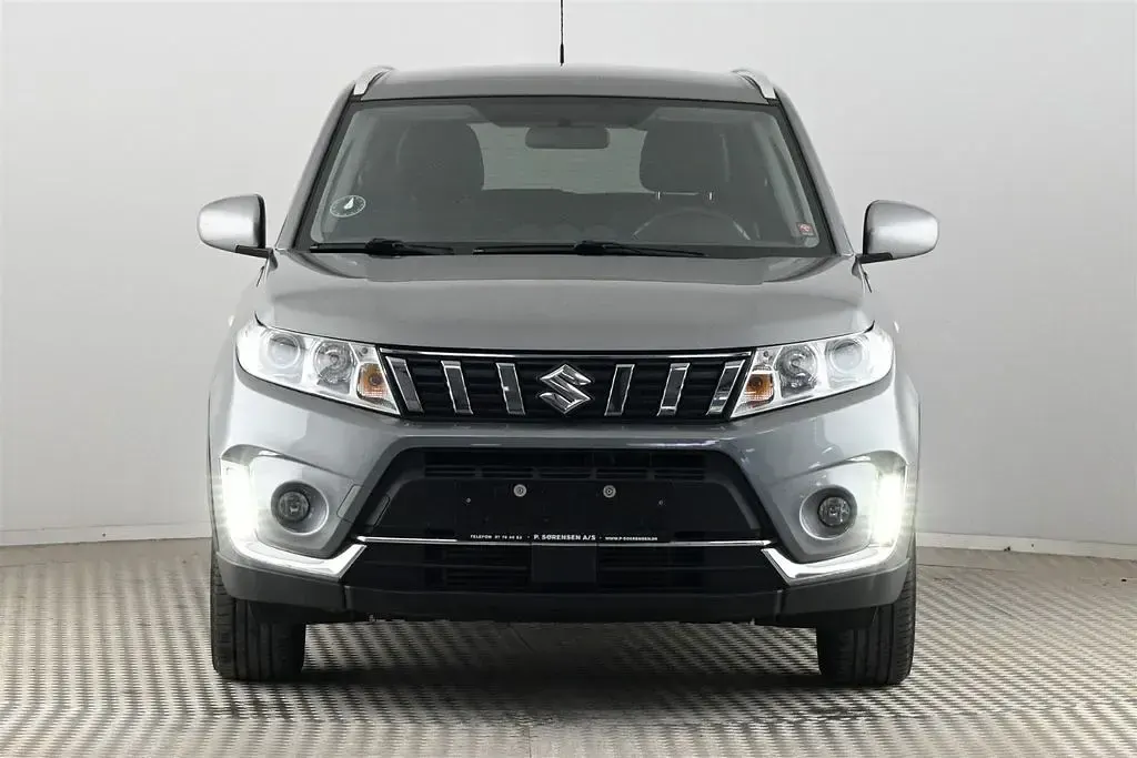 Gebraucht Suzuki Vitara Comfort 111 PS (81 kW) 2018 Grau SUV