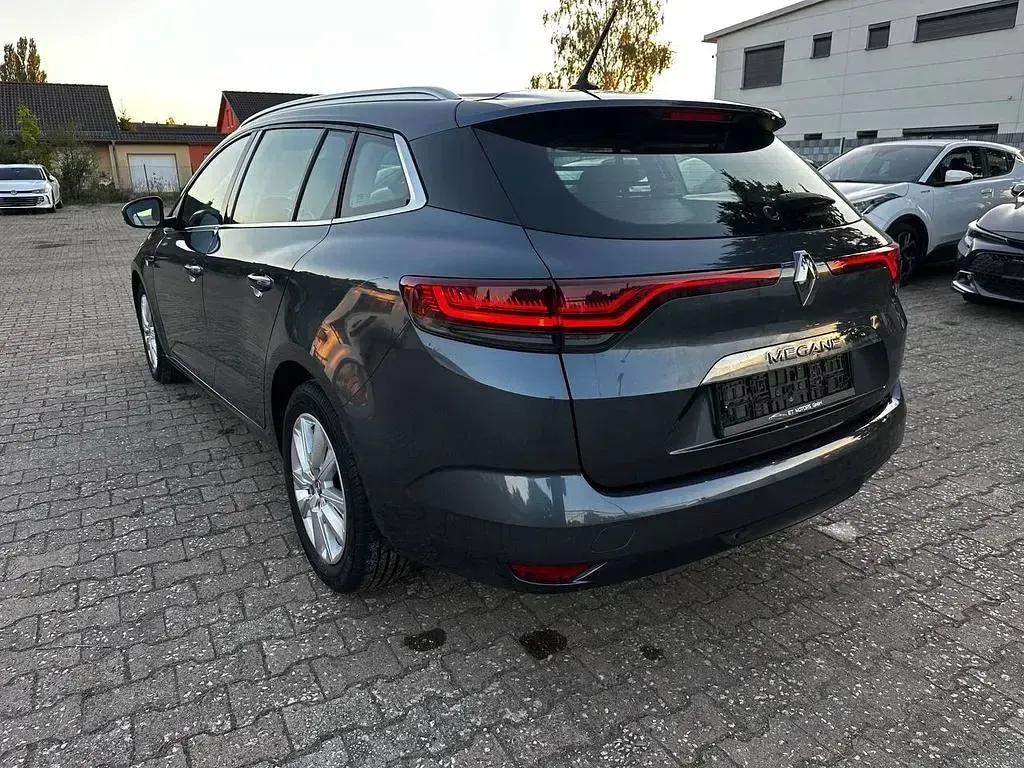 Gebraucht Renault Mégane II Business 116 PS (85 kW) 2021 Grau Limousine
