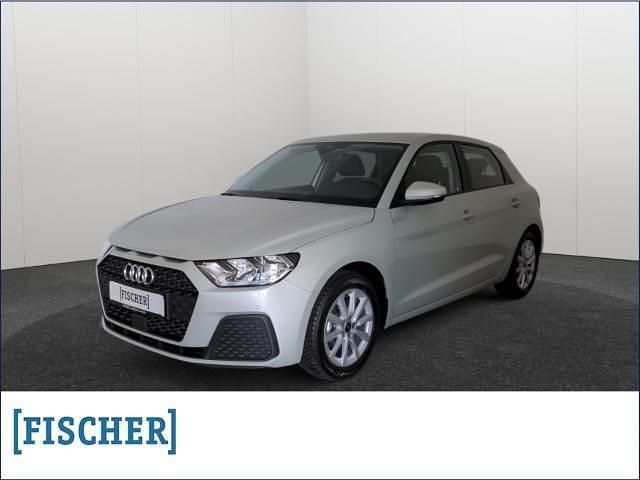 Silber Neu 2025 Audi A1 Sportback Comfort Kleinwagen | 25.588 € (Fairer Preis) - Bild 1/4