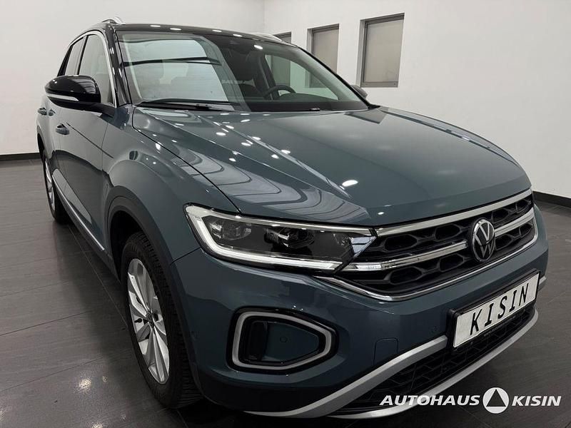 Gebraucht VW T-Roc Style 150 PS (110 kW) 2024 Blau SUV