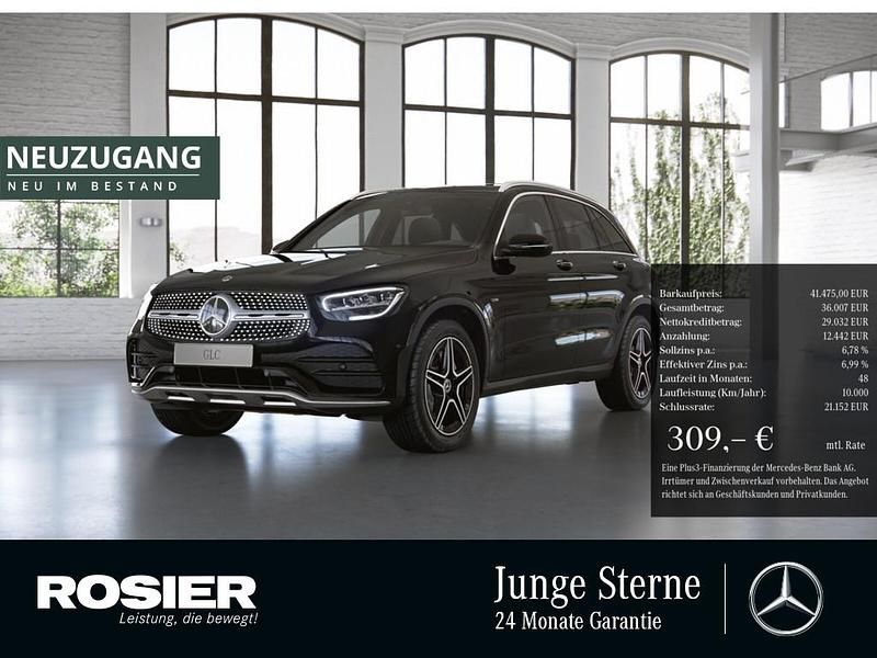 Schwarz Gebraucht 2021 Mercedes GLC300 AMG SUV | 41.475 € (Etwas zu teuer) - Bild 1/4