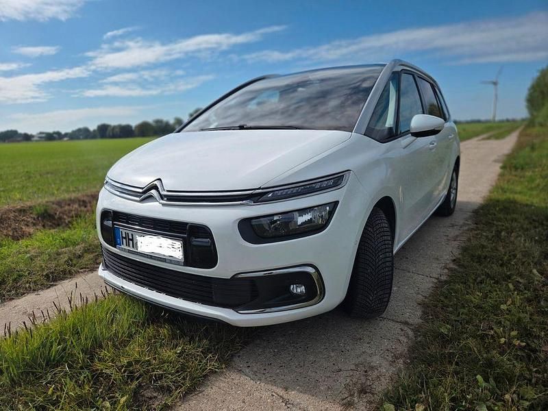 Weiß Gebraucht 2019 Citroën C4 SpaceTourer Van / Kleinbus | 12.600 € (Guter Preis) - Bild 1/4