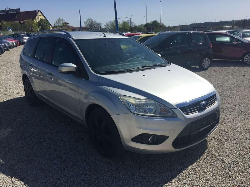 Gebraucht Ford Focus 101 PS (74 kW) 2008 Silber Kombi