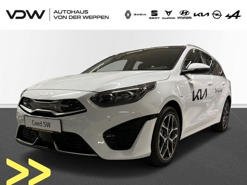 Weiß Gebraucht 2023 Kia Ceed Sportswagon Platinum Edition Kombi | 25.500 € (Fairer Preis) - Bild 1/4