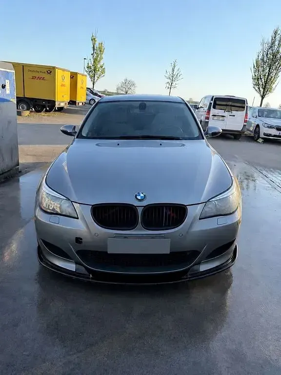 Używany BMW M5 Performance 507 KM (372 kW) 2008 Szary Sedan/Limuzyna