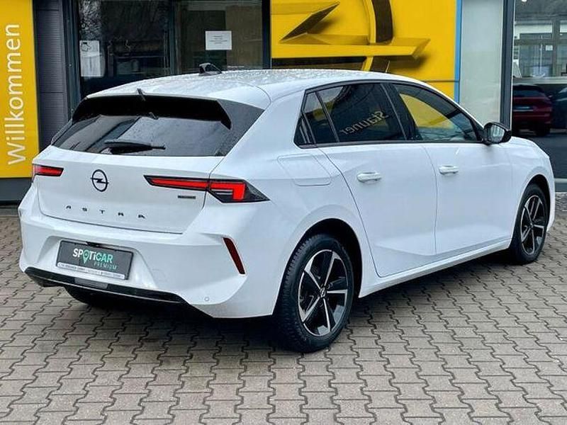 Gebraucht Opel Astra 146 PS (107 kW) 2024 Weiß Limousine