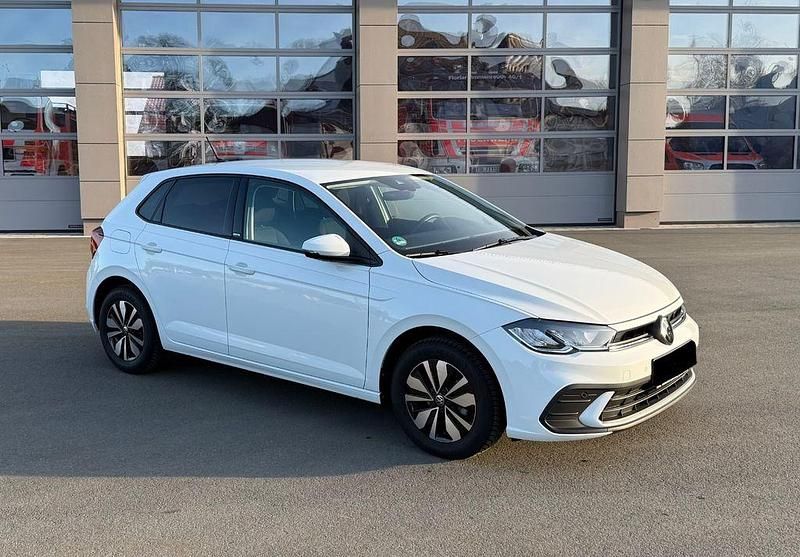 Gebraucht VW Polo Move 95 PS (69 kW) 2024 Weiß Kleinwagen