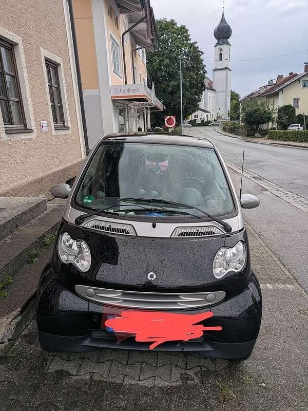 Schwarz Gebraucht 2005 Smart ForTwo Coupé Coupé | 1.600 € (Guter Preis) - Bild 1/4