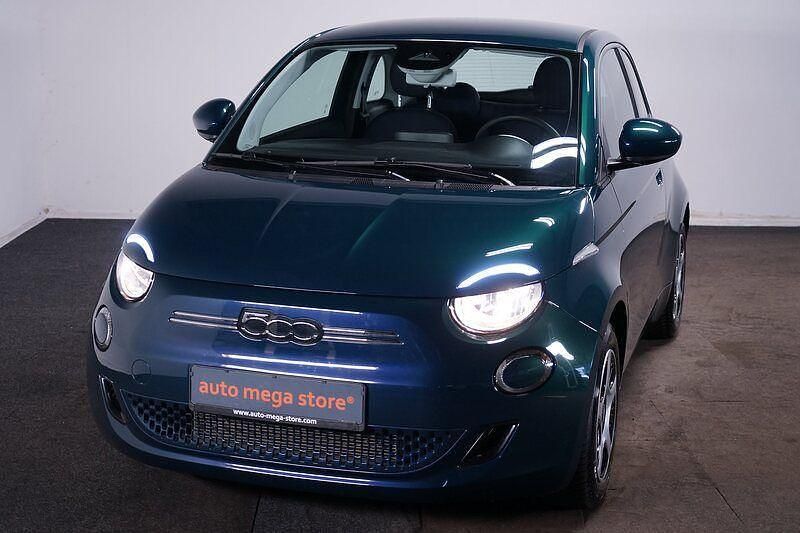 Ocean green Gebraucht 2022 Fiat 500e Action Kleinwagen | 12.499 € (Superpreis) - Bild 1/4