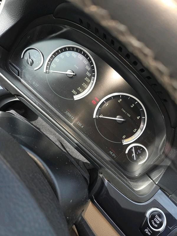 Gebraucht BMW 530 258 PS (189 kW) 2011 Braun Kombi