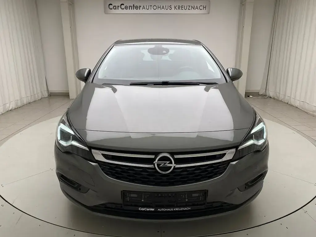 Gebraucht Opel Astra Innovation 150 PS (110 kW) 2016 Grau Limousine