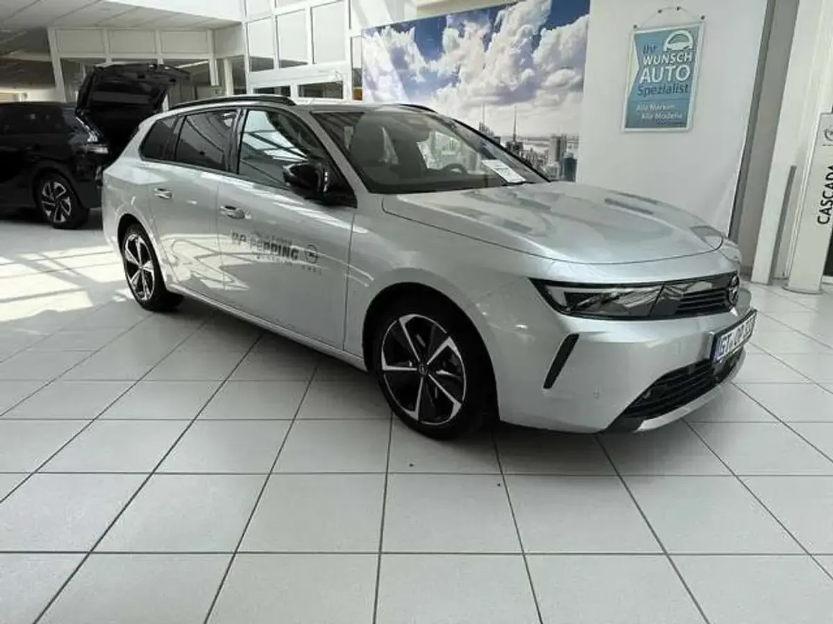Gebraucht Opel Astra Business Elegance 131 PS (96 kW) 2023 Silber Kombi