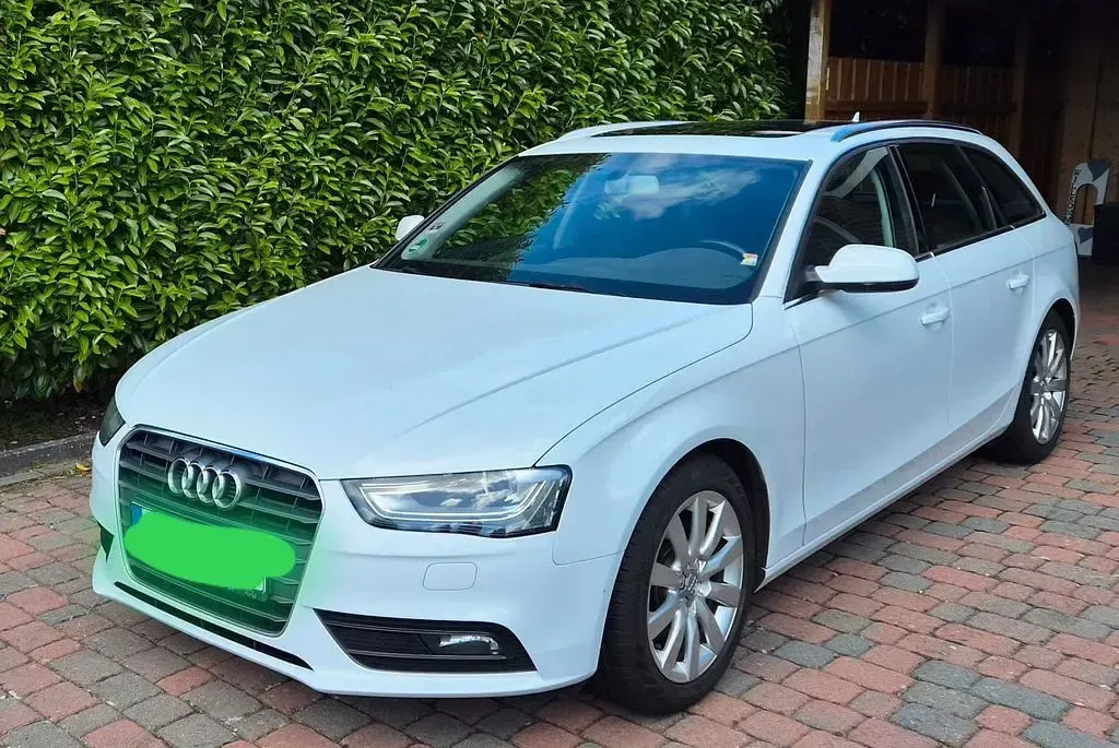 Gebraucht Audi A4 177 PS (130 kW) 2013 Weiß Kombi